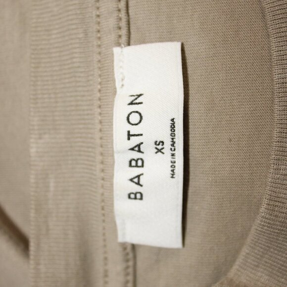 Aritzia Babaton Sleeveless Scoop Neck Top with Shoulder Pads Size XS - Picture 4 of 6